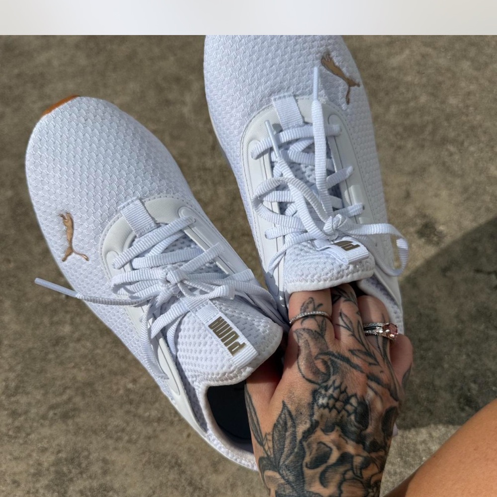 PUMA Women's White and Gold Sneakers
